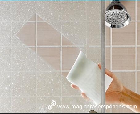 clean the shower room glass with nano sponge