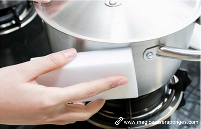 use magic sponge to clean kitchen very convenient